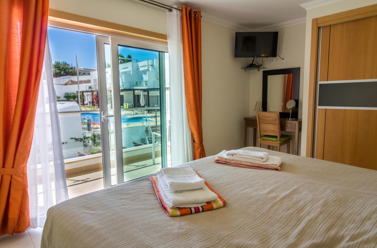 Cliff-Top Townhouse With Stunning Ocean Views Carvoeiro  Kültér fotó