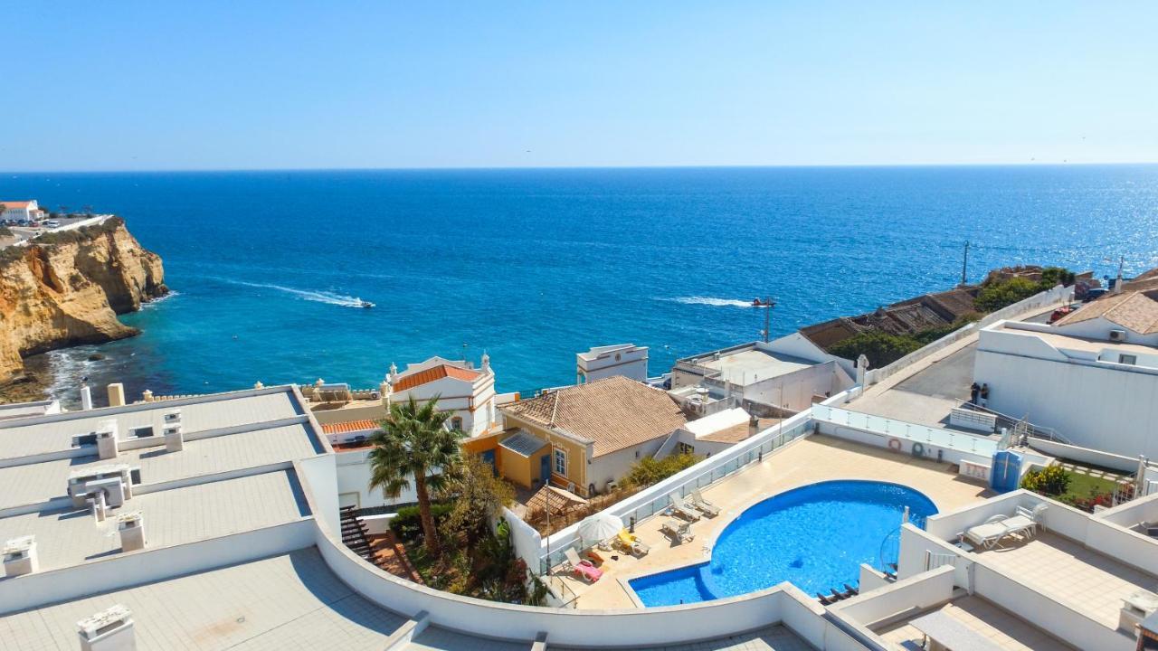 Cliff-Top Townhouse With Stunning Ocean Views Carvoeiro  Kültér fotó