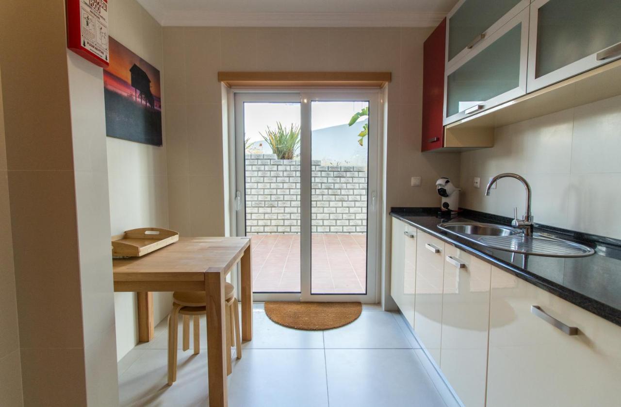 Cliff-Top Townhouse With Stunning Ocean Views Carvoeiro  Kültér fotó
