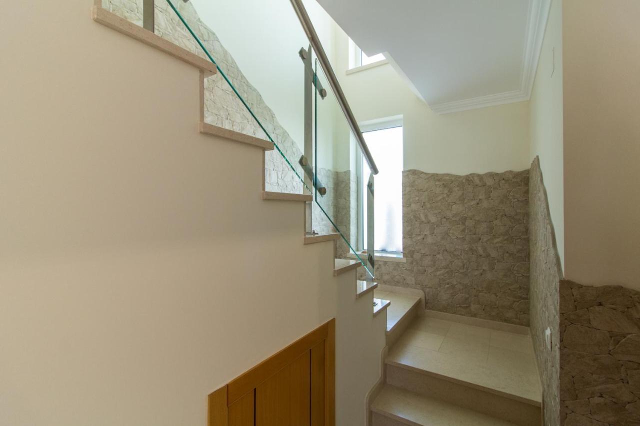 Cliff-Top Townhouse With Stunning Ocean Views Carvoeiro  Kültér fotó