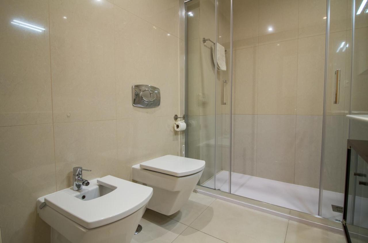 Cliff-Top Townhouse With Stunning Ocean Views Carvoeiro  Kültér fotó